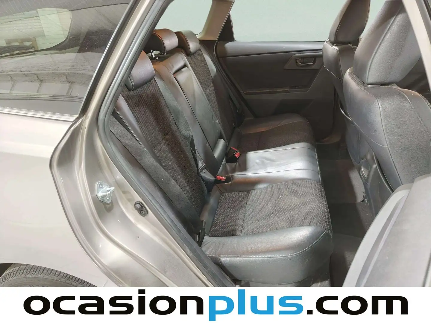 Foto Toyota Auris Toyota Auris Hybrid Touring Sports Advance (136 CV)