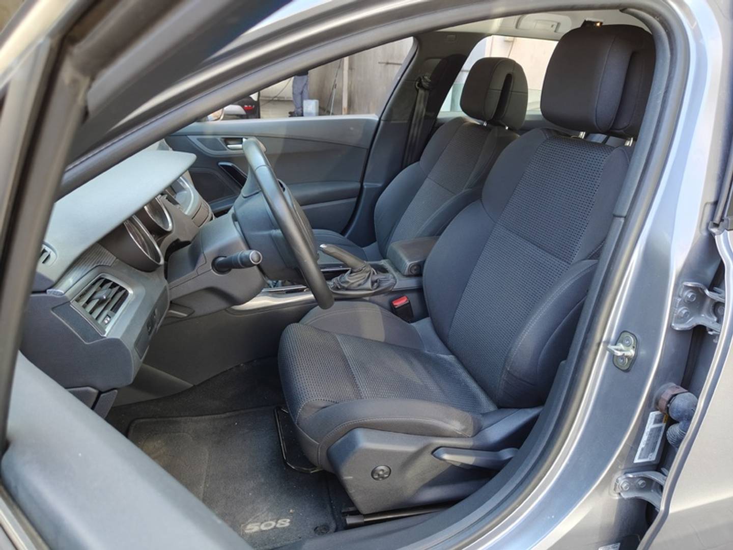 Foto Peugeot 508 Peugeot 508 SW Peugeot 508 SW 1.6 BlueHDI Active 88 kW (120 CV)