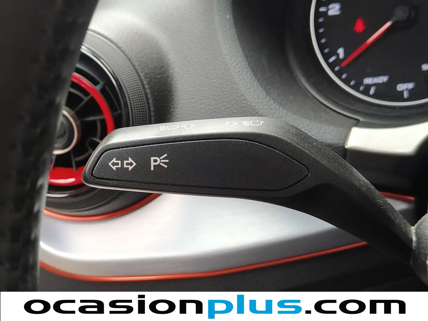 Foto Audi Q2 Audi Q2 design edition 1.6 TDI  (116 CV)