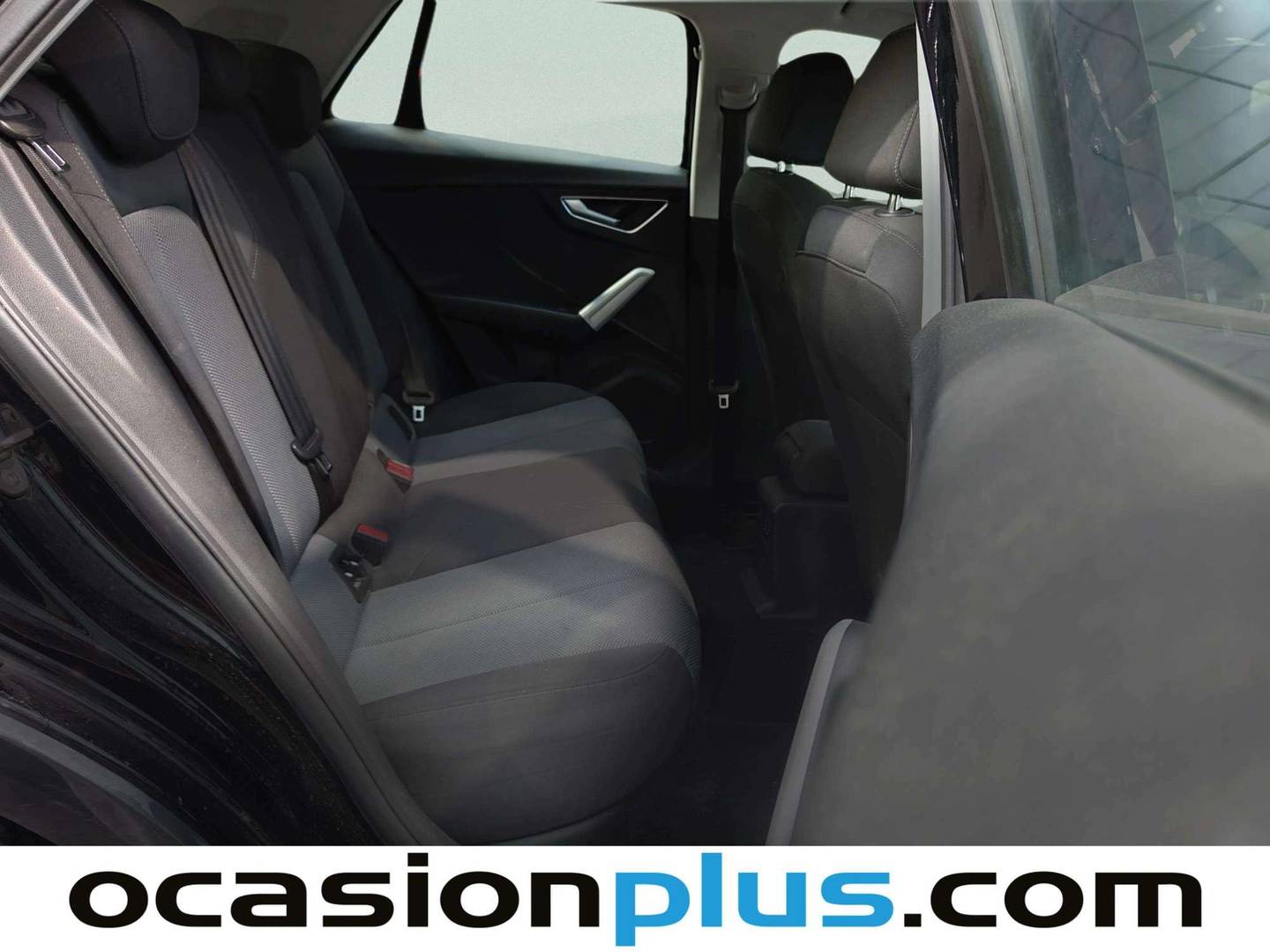 Foto asientos traseros Audi Q2 Audi Q2 design 30 TDI (116 CV)