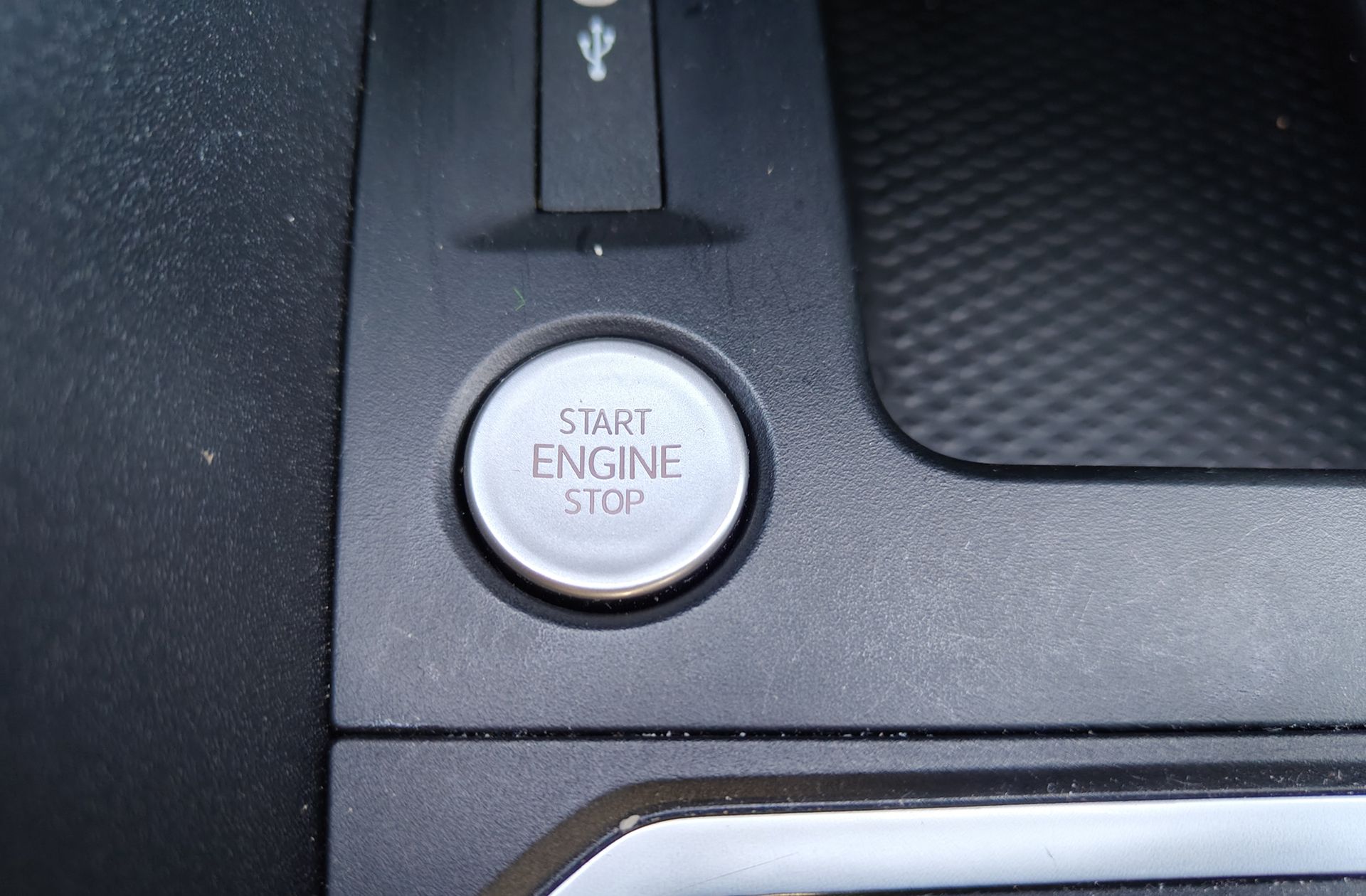 Ford Grand Tourneo Connect 2.0 EcoBlue Titanium - foto 31