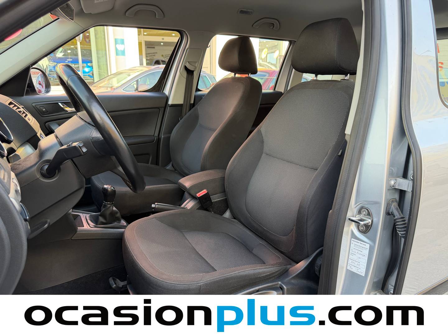 Foto asientos delanteros Skoda Yeti Skoda Yeti 1.2 TSI Outdoor Black (110 CV)