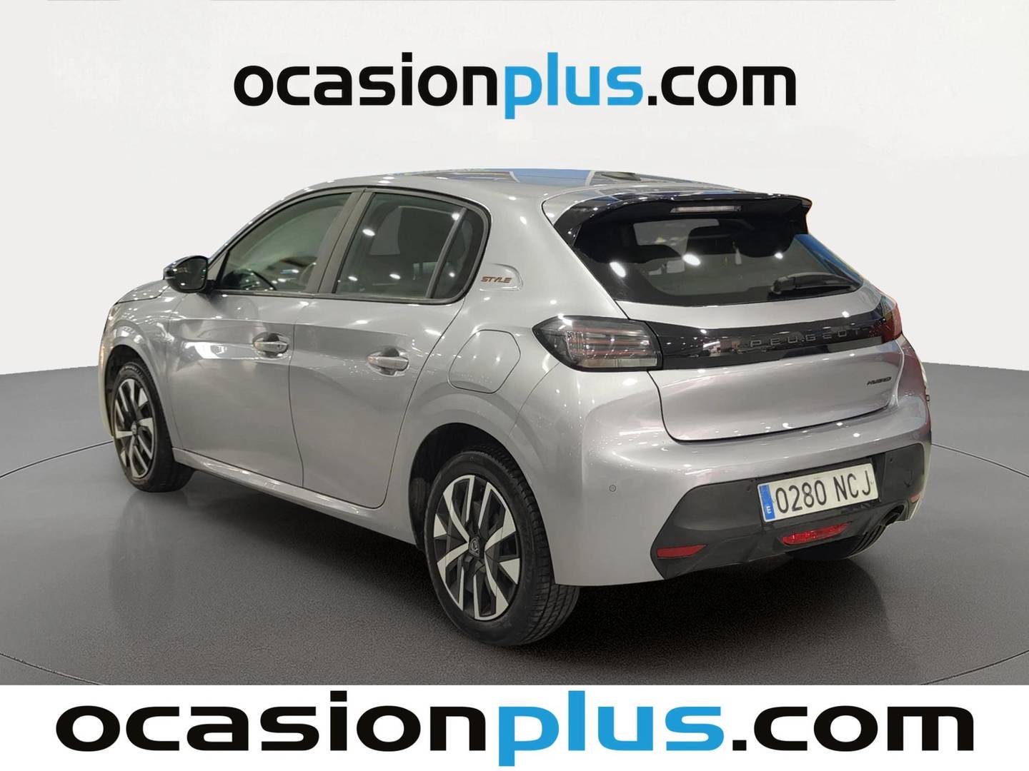 Foto trasera Peugeot 208 Peugeot 208 Style Hybrid 110 eDCS6 (110 CV) izquierda