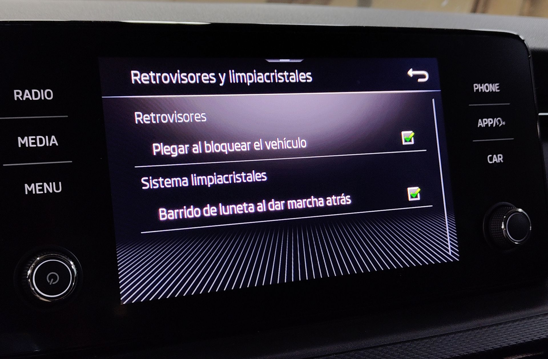 Škoda Scala 1.5 TSI Ambition DSG - foto 10