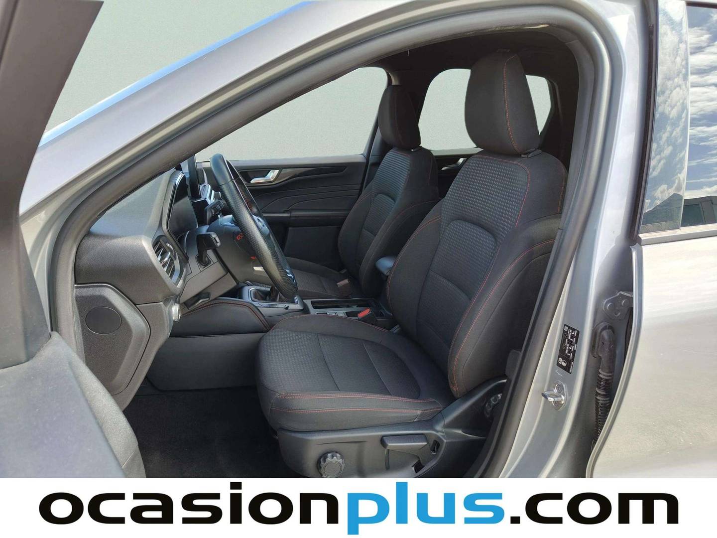 Foto asientos delanteros Ford Kuga Ford Kuga 1.5 EcoBoost S&S ST-Line 4x2 (120 CV)