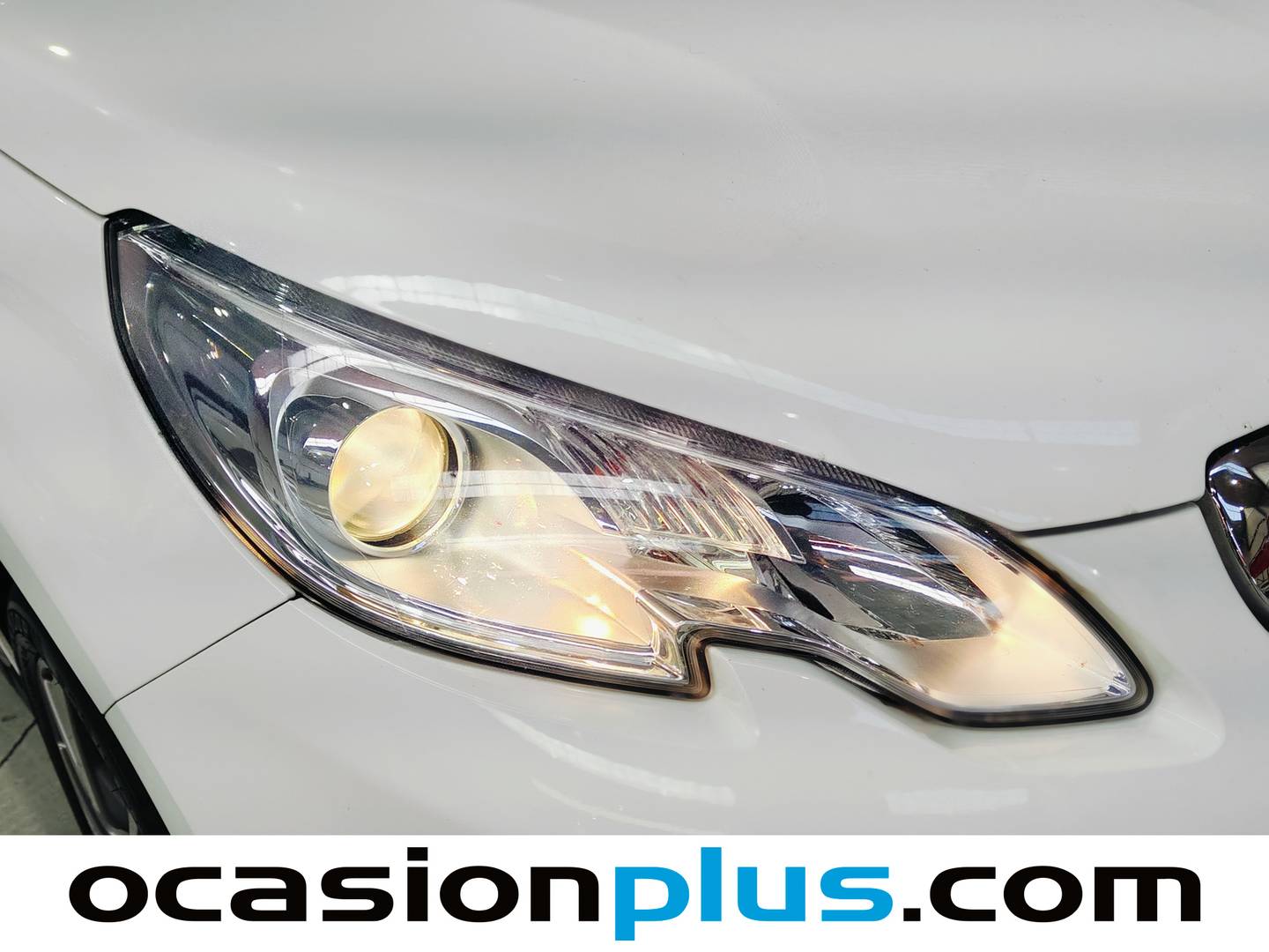 Peugeot 2008 Peugeot 2008 PureTech 110 S&S Allure EAT6 (110 CV) gasolina