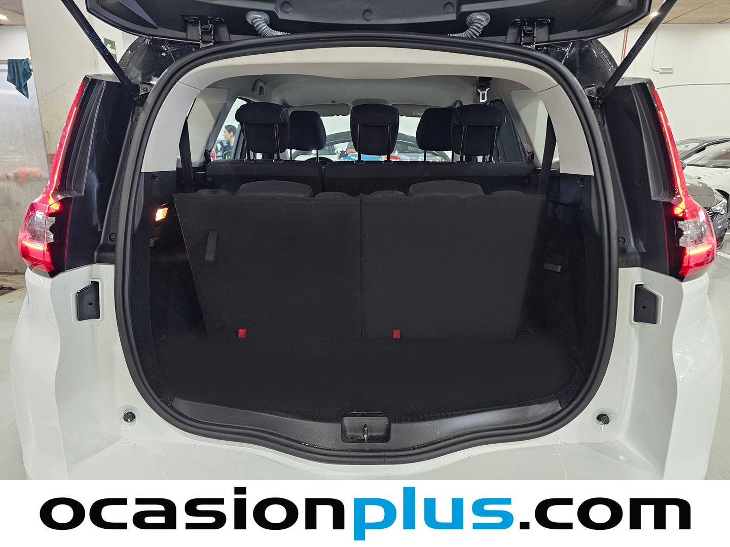 Fotos maletero Renault Grand Scénic Renault Grand Scenic Limited Energy TCe (140 CV)  7 PLAZAS