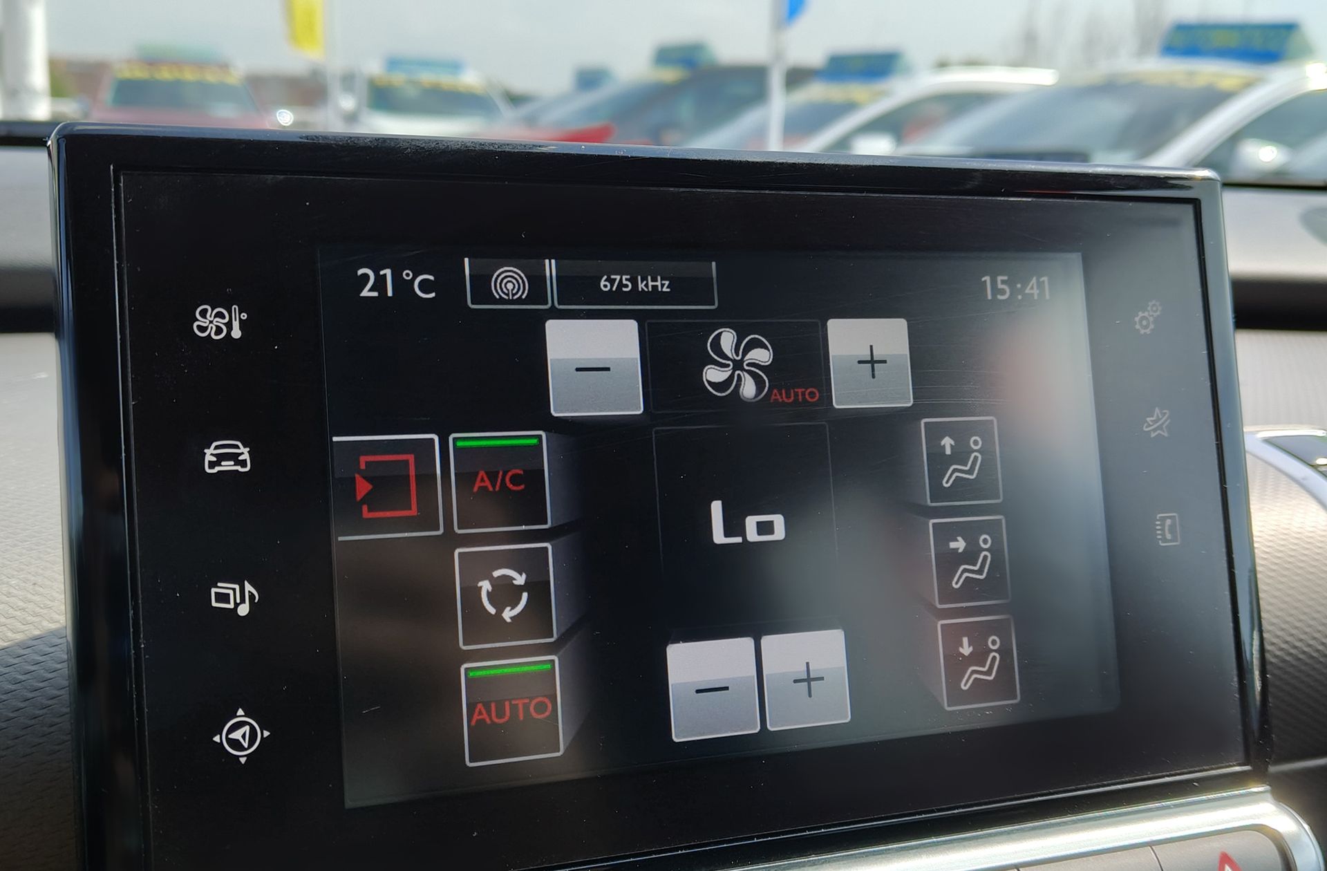 Citroën C4 Cactus BlueHDi 100 Shine ETG6 - foto 29