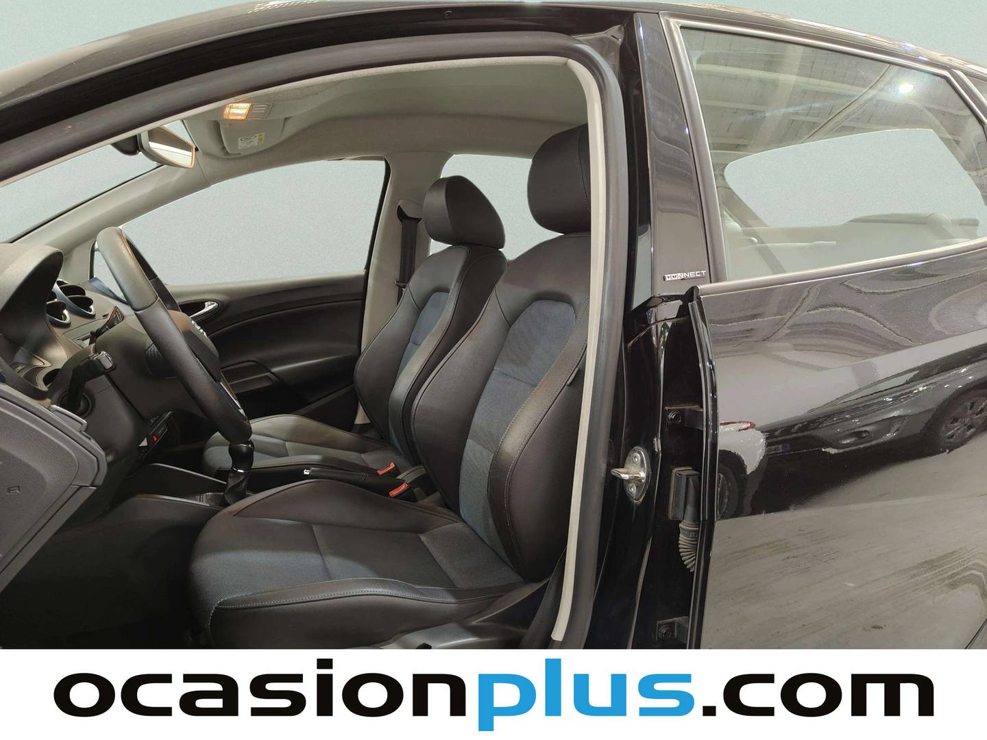 Foto asientos delanteros Seat Ibiza Seat Ibiza 1.2 TSI (90CV) Style Connect Blue