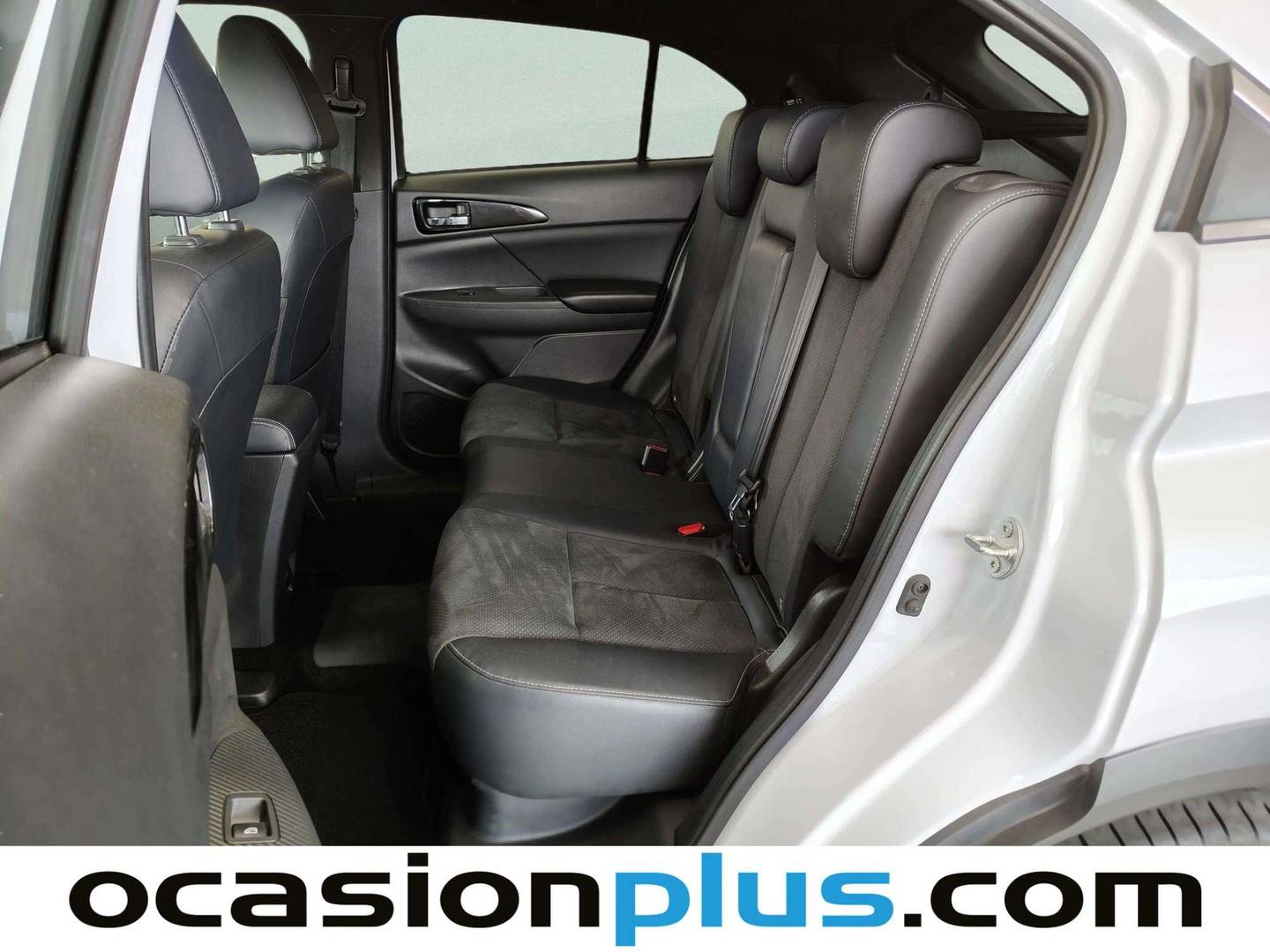 Foto asientos traseros Mitsubishi Eclipse Cross Mitsubishi Eclipse Cross 2.4 PHEV Kaiteki 4WD Auto (188 CV)