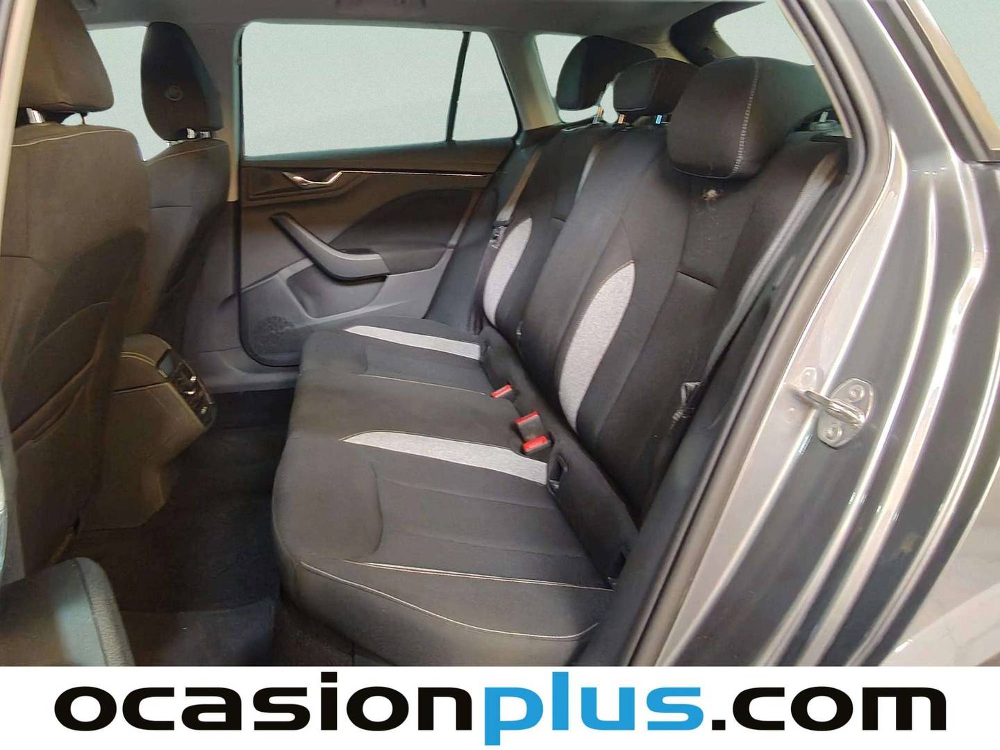 Foto asientos traseros Skoda Kamiq Skoda Kamiq 1.0 TSI Selection DSG (115 CV)