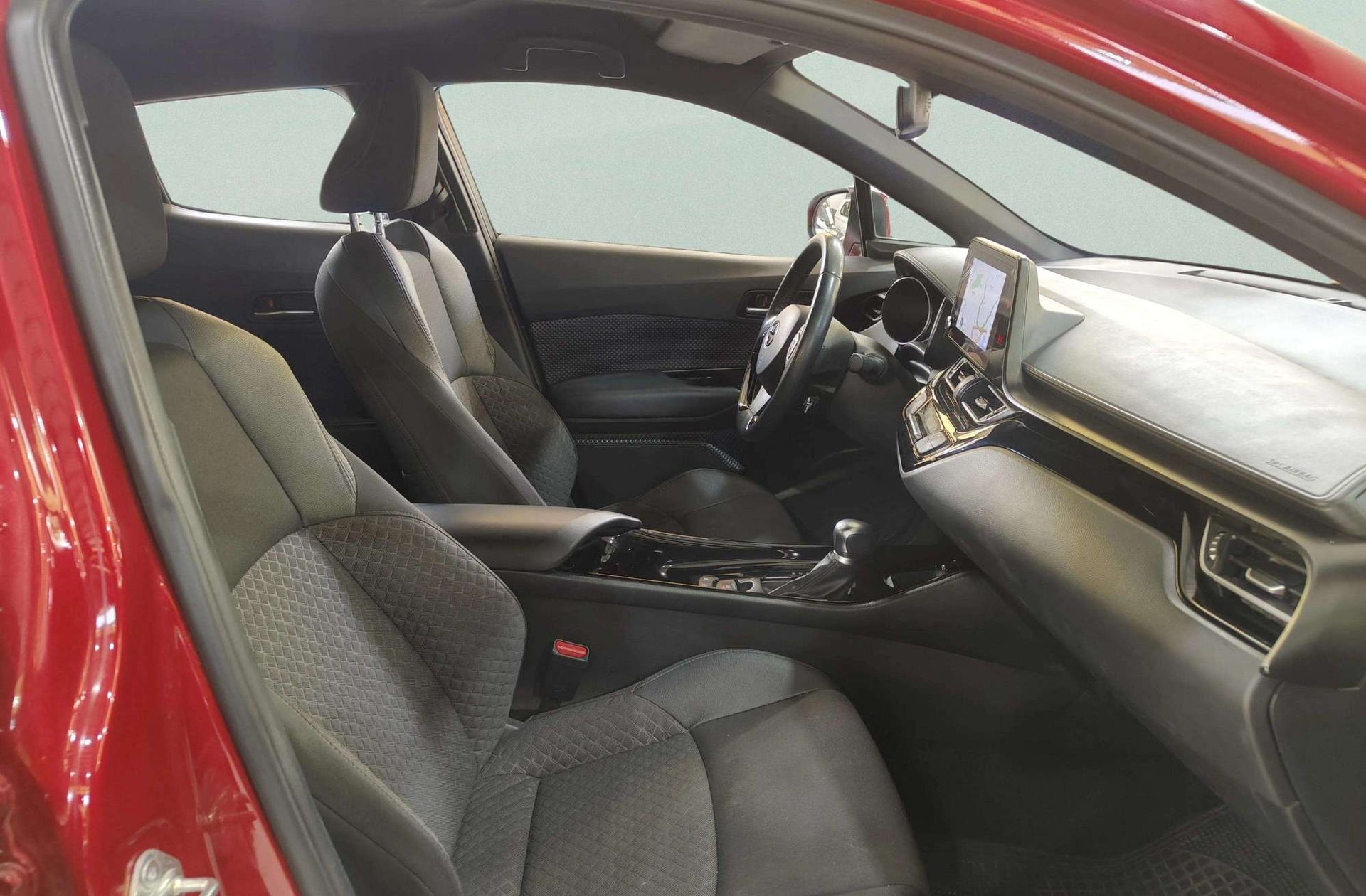Toyota C-HR 1.8 125H Advance - foto 16