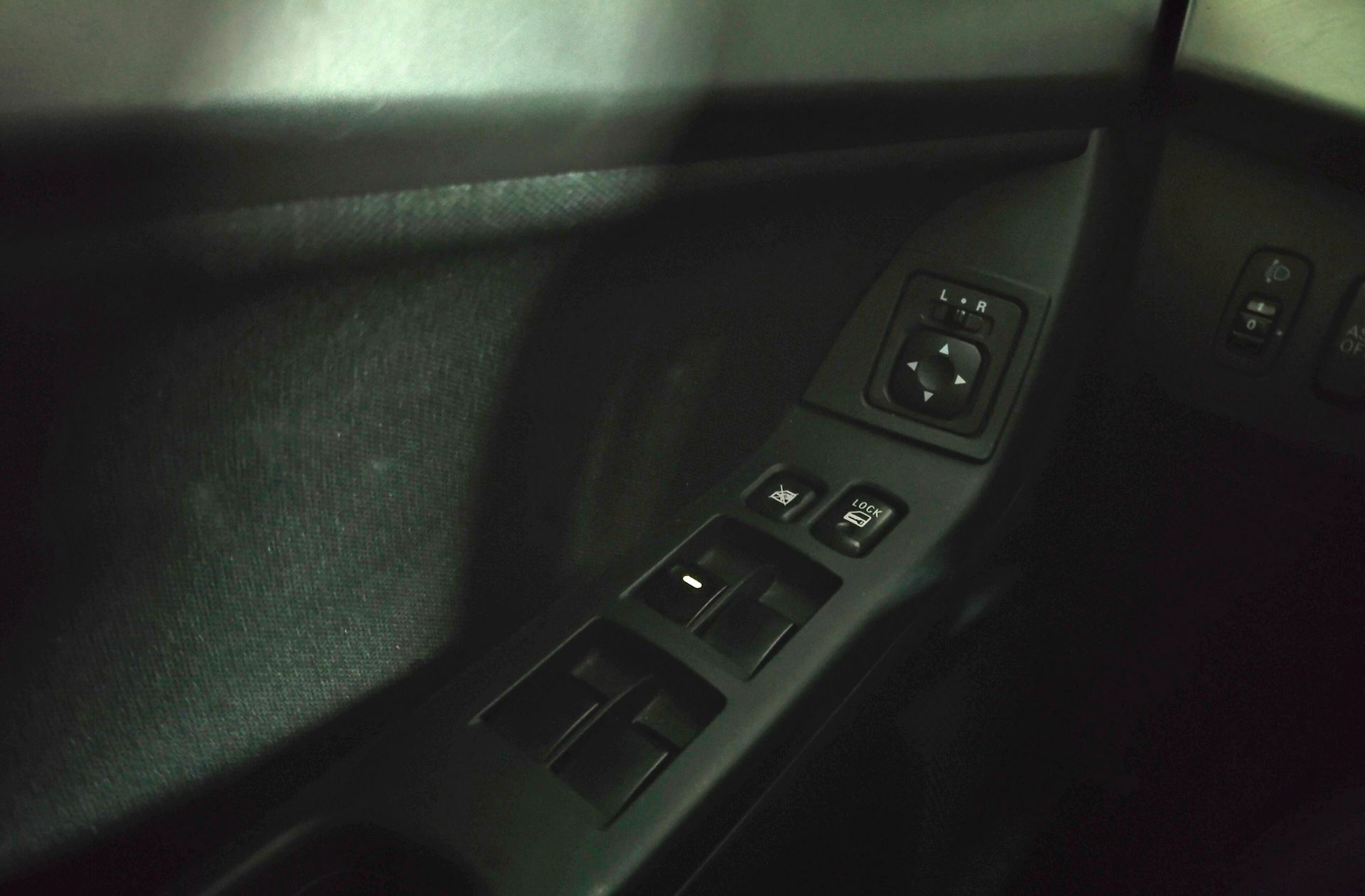 Mitsubishi Lancer Sportback 1.8 Mivec Inform - foto 26