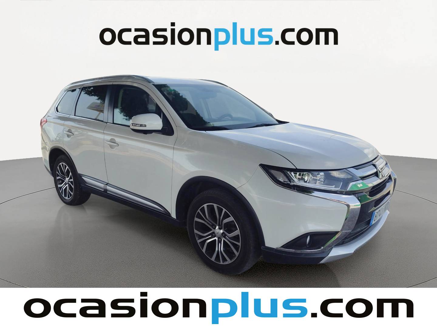 Foto delantera Mitsubishi Outlander Mitsubishi Outlander 200 MPI Motion 2WD CVT (150 CV) derecha