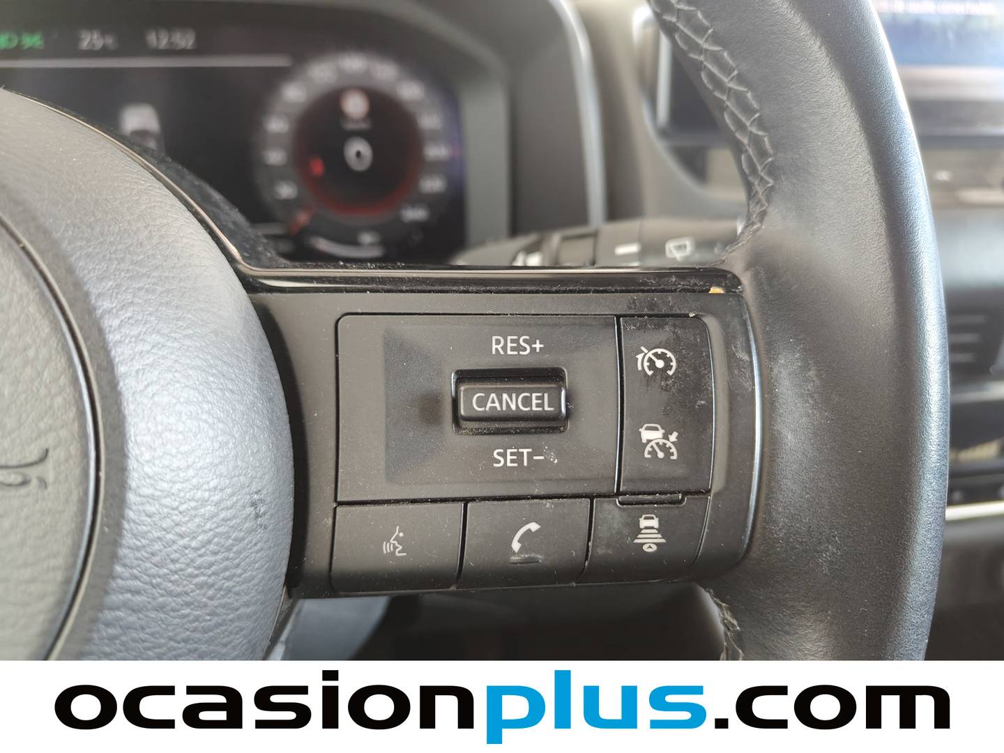 Foto Nissan QASHQAI Nissan Qashqai DIG-T 140 N-Connecta (140 CV)