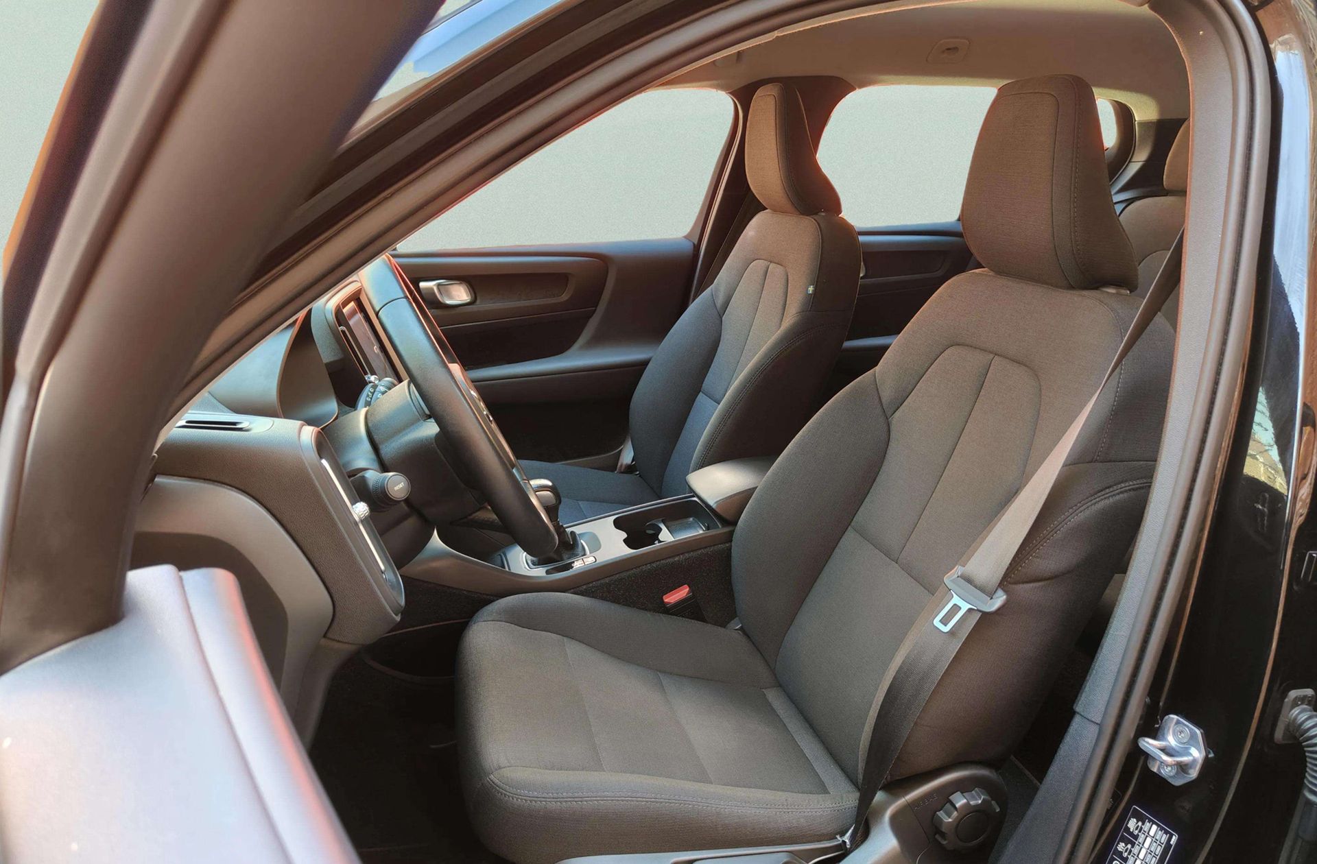Volvo XC40 T3 Momentum Core - foto 10