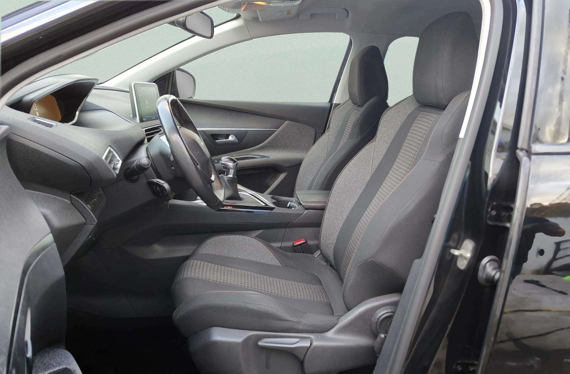 Peugeot 3008 BlueHDi 130 Active - foto 11