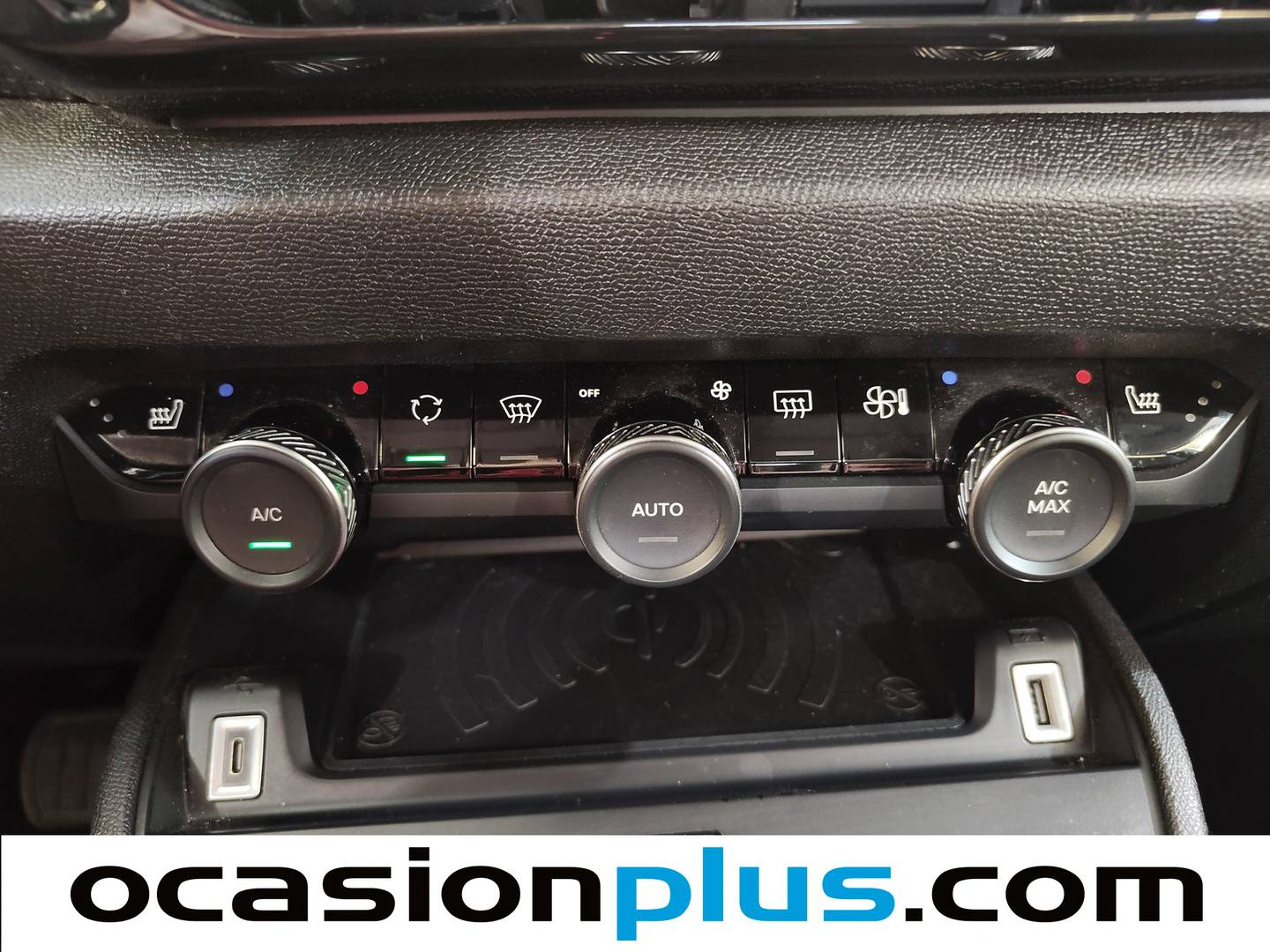 Accesorios del Citroën ë-C4 X Citroën ë-C4 X 50KWh eléctrico Shine (136 CV)