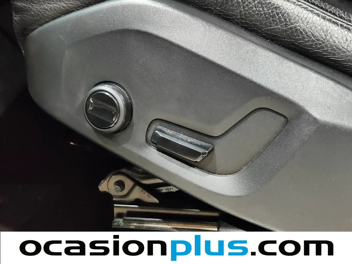 Foto Volvo XC90 Volvo XC90 T8 Business Plus AWD Auto (390 CV)