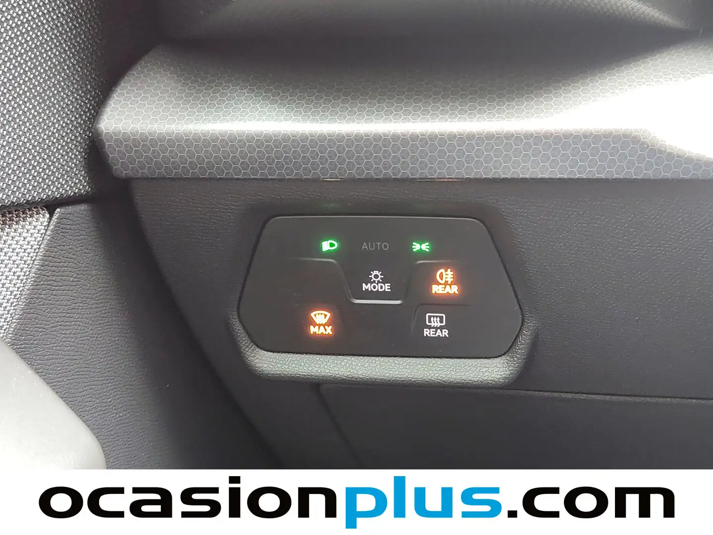 Foto Seat León SEAT León 1.0 TSI S&S Style XS (110 CV)