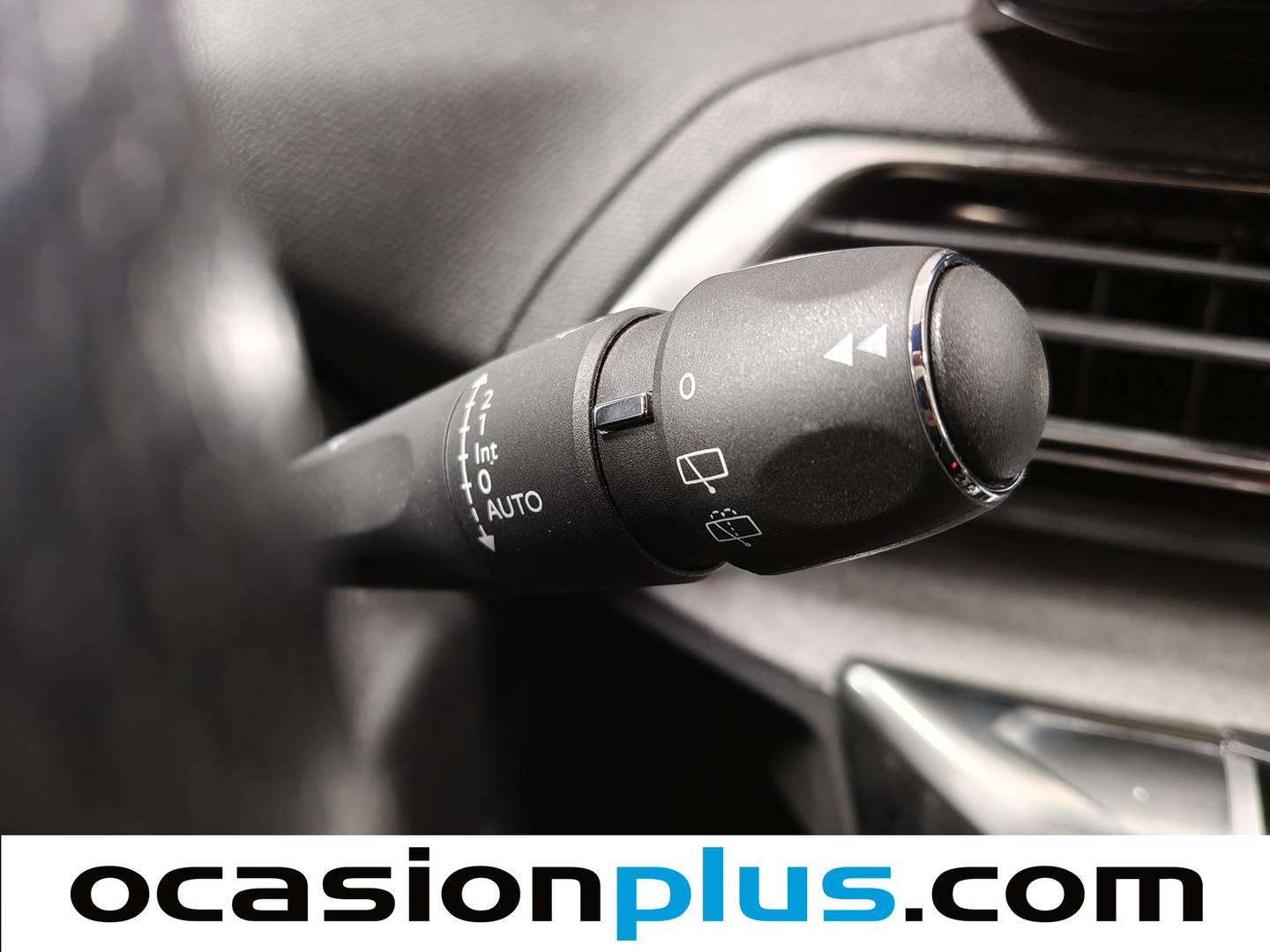 Foto Peugeot 3008 Peugeot 3008 PureTech 130 S&S GT EAT8 (130 CV)