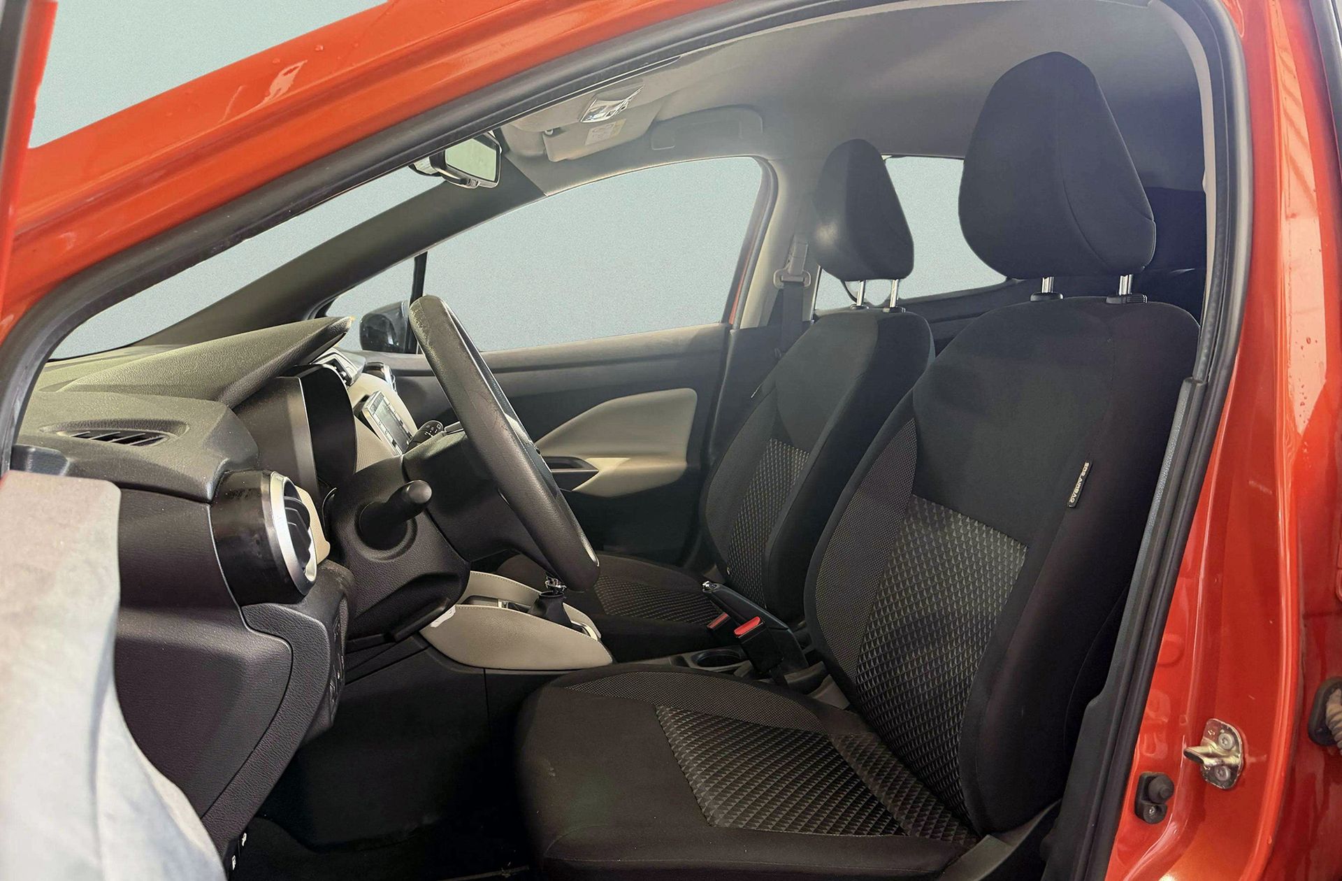Nissan Micra IG-T Visia+ - foto 8