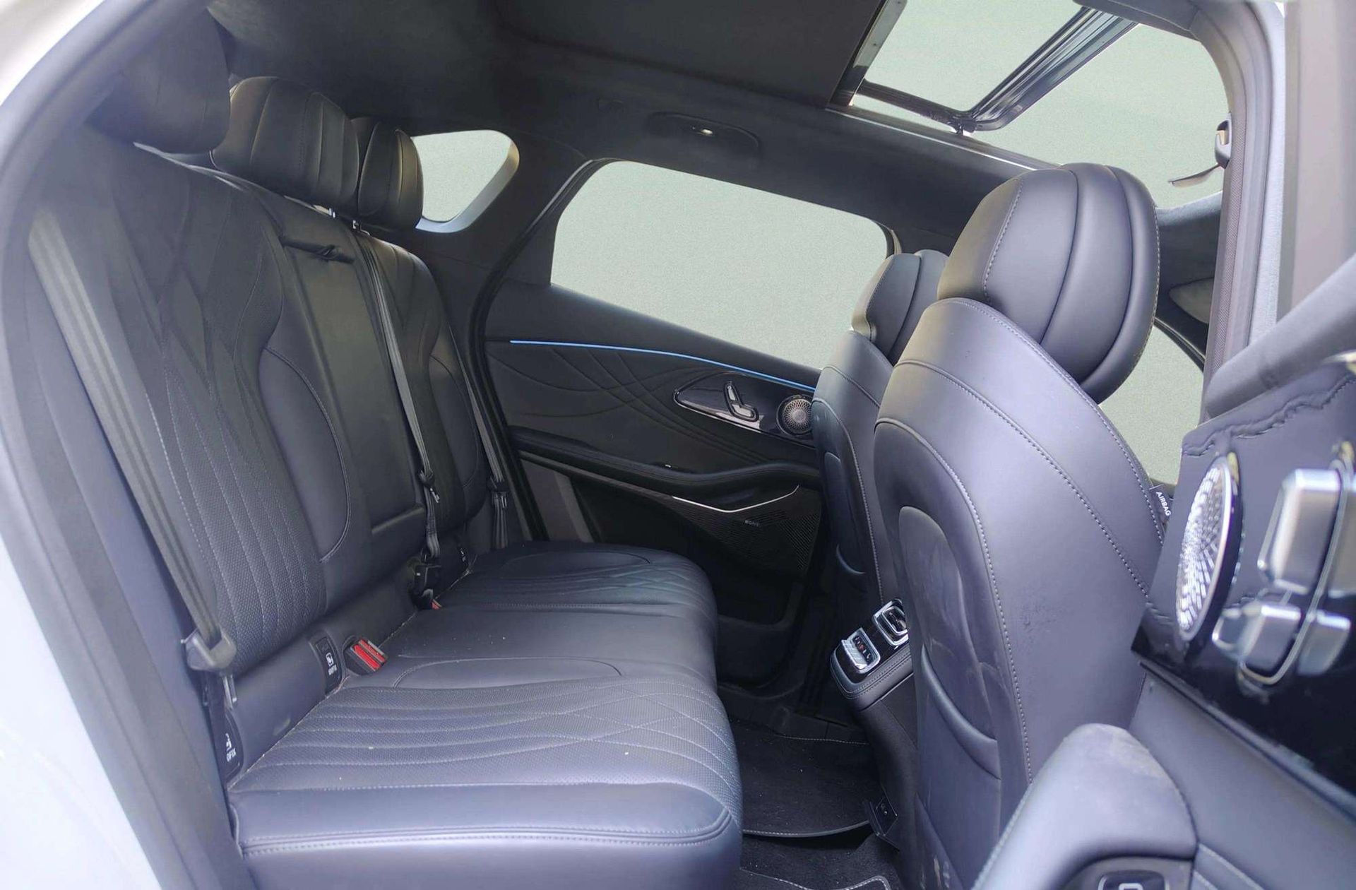 Omoda 9 1.5 T-GDi SHS Premium AWD - foto 31