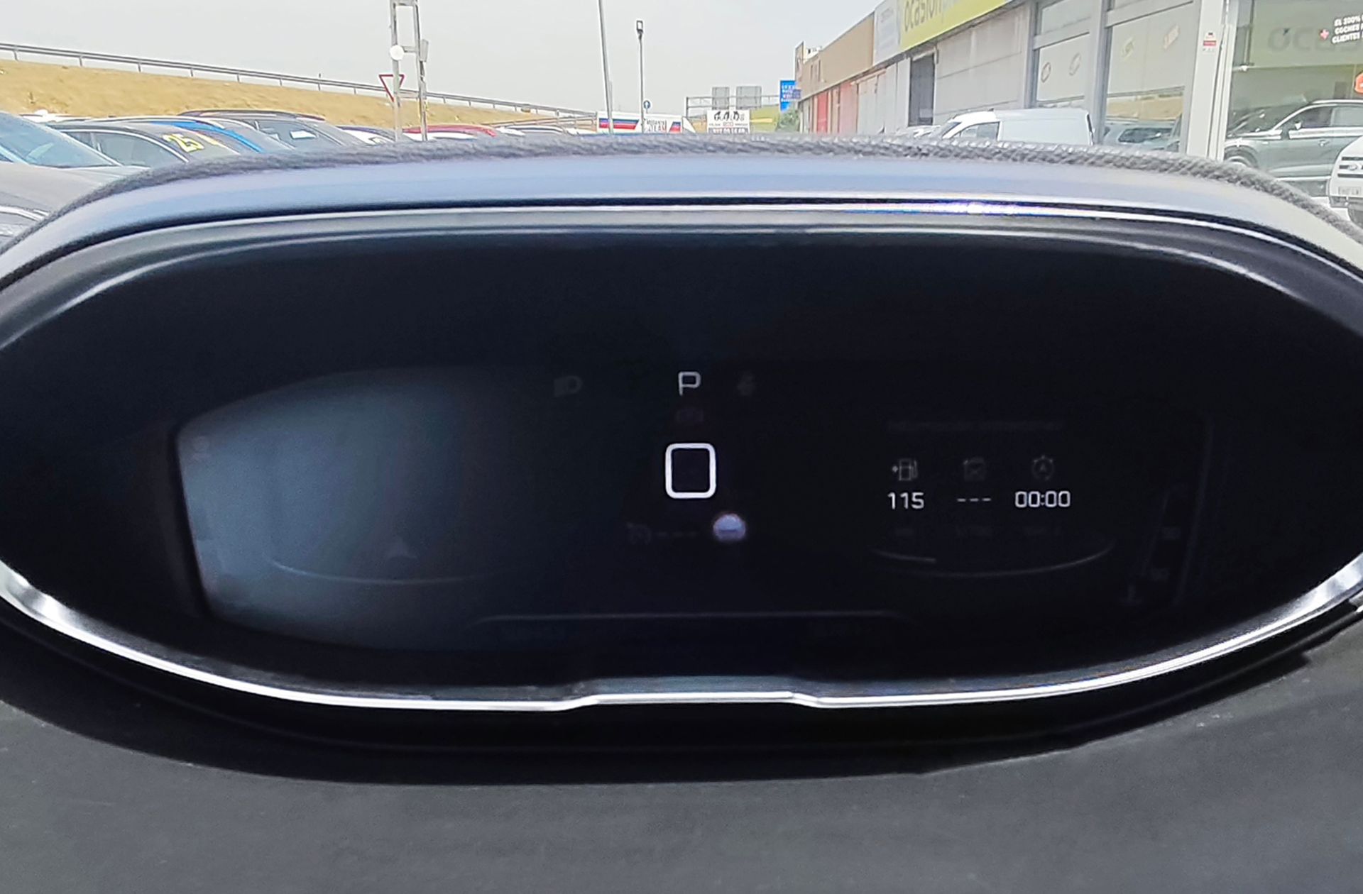 Peugeot 5008 BlueHDi 130 Allure EAT8 7 plazas - foto 22