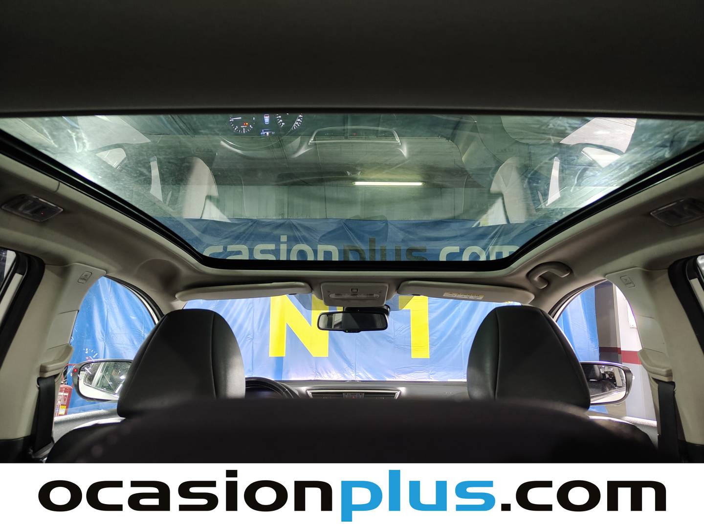 Extras y acabados del Nissan QASHQAI Nissan Qashqai 1.5 dCi Tekna Premium 4x2 (110 CV)