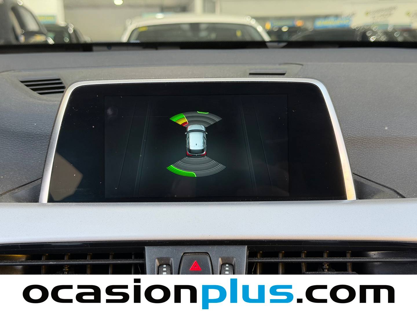 Equipamiento del BMW X1 BMW X1 sDrive18d (150 CV)