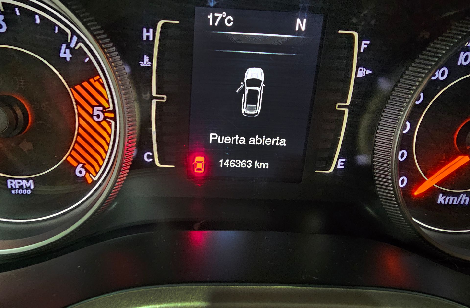 Jeep Cherokee 2.0 Diesel Longitude 4x2 - foto 8