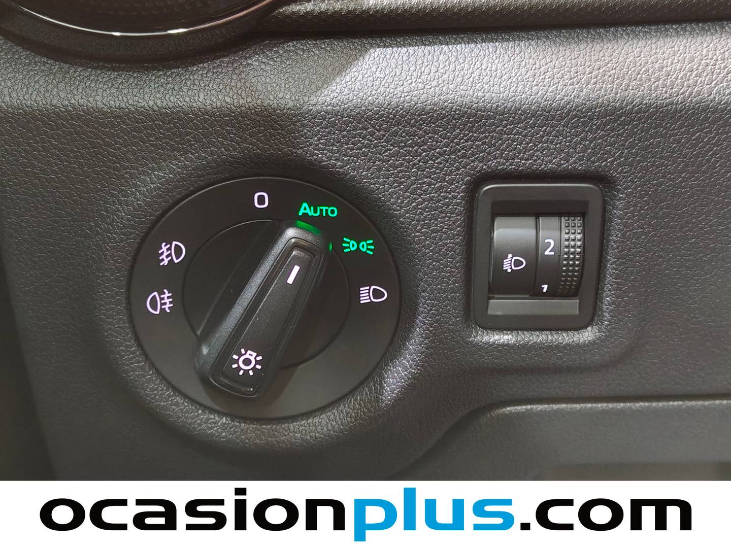 Skoda Fabia Skoda Fabia 1.0 TSI Ambition (110 CV) seminuevo