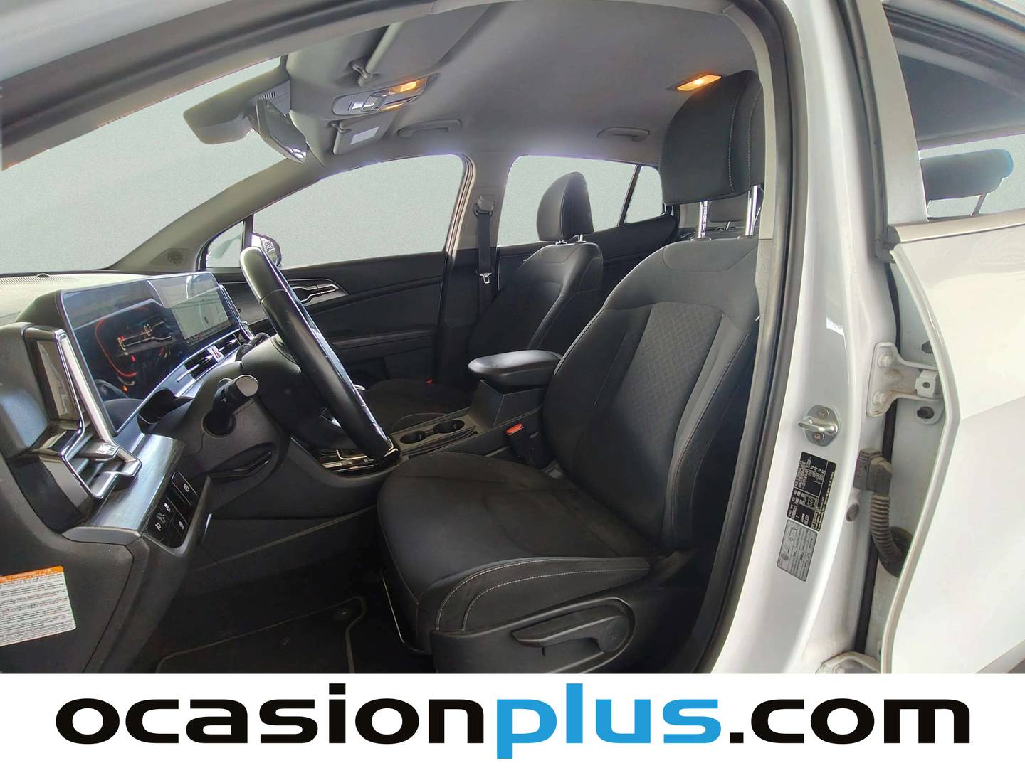 Foto KIA Sportage Kia Sportage 1.6 CRDi MHEV Business 4x2 (136 CV)
