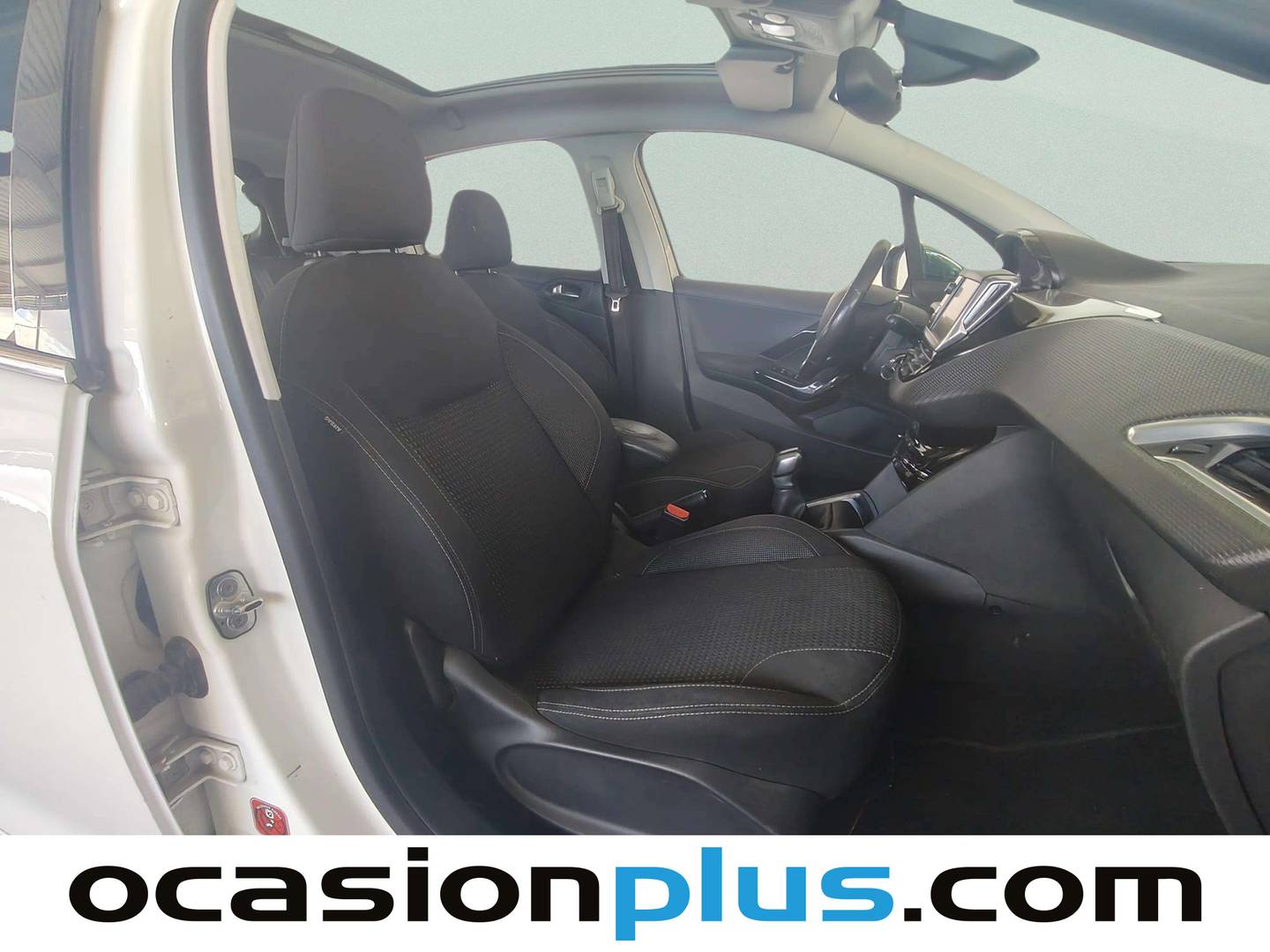 Foto Peugeot 208 Peugeot 208 BlueHDi 100 Allure (100 CV)