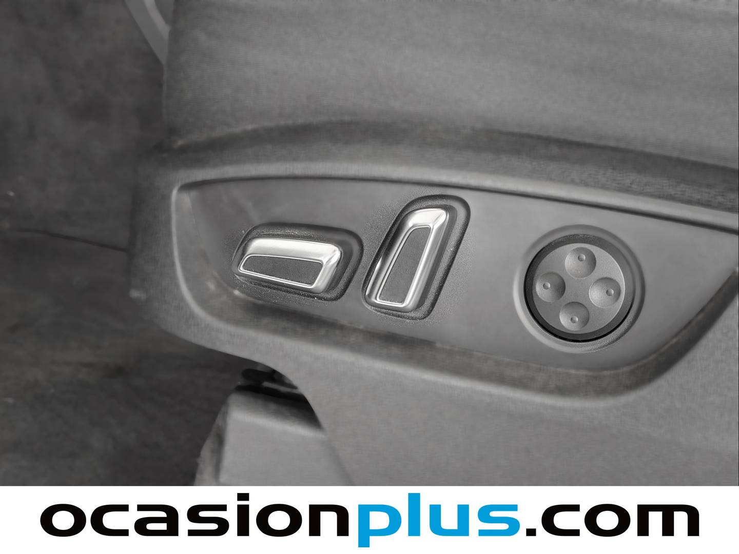 Equipamiento del Audi Q7 Audi Q7 Ambiente 3.0 TDI quattro (204 CV) tiptronic 7 Plazas