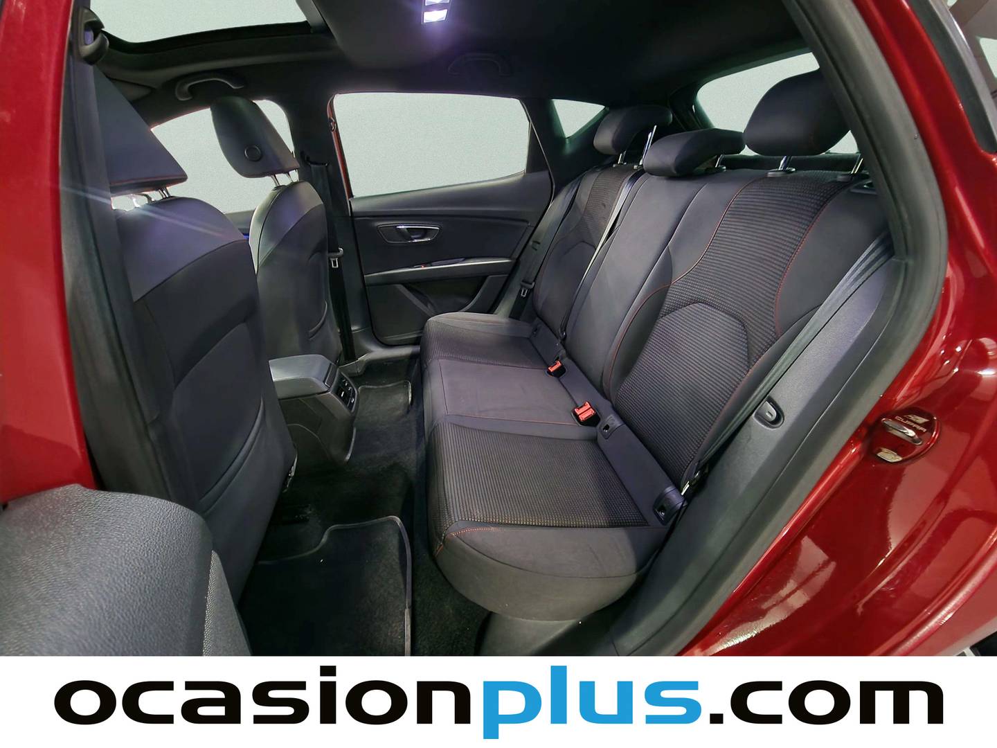 Foto asientos traseros Seat León Seat León 2.0 TDI S&S FR DSG (150 CV)