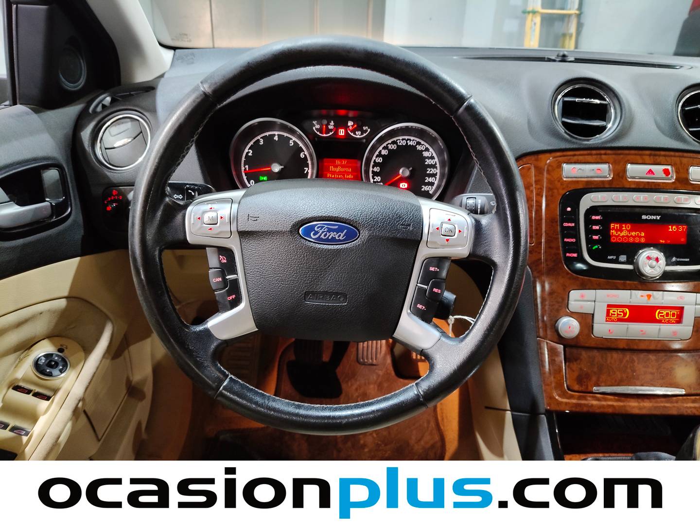 Ford Mondeo Ford Mondeo 2.0 16v Ghia (145 CV) manual