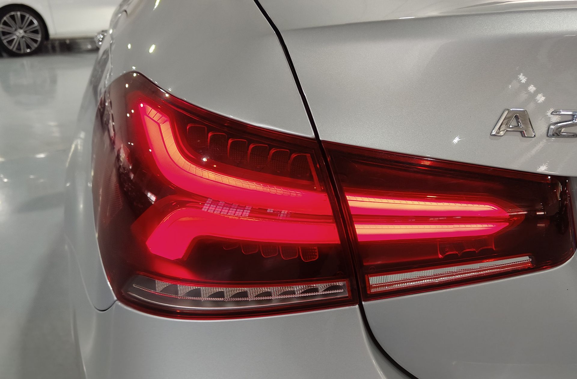 Mercedes-Benz Clase A 220 Sedán 4Matic Pack AMG - foto 18