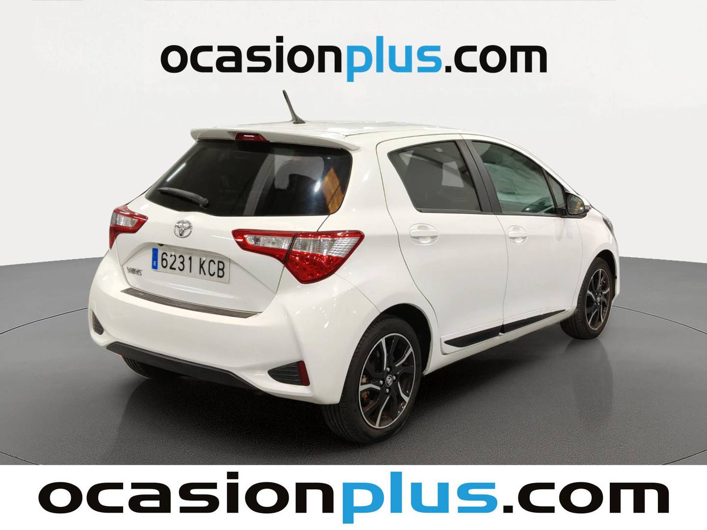 Foto trasera Toyota Yaris Toyota Yaris 1.5 Feel (111 CV) derecha