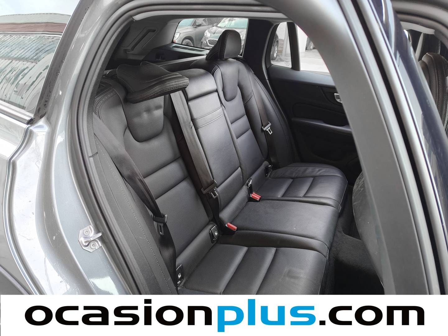 Foto Volvo V60 Cross Country Volvo V60 Cross Country D4 Pro Auto (190 CV)