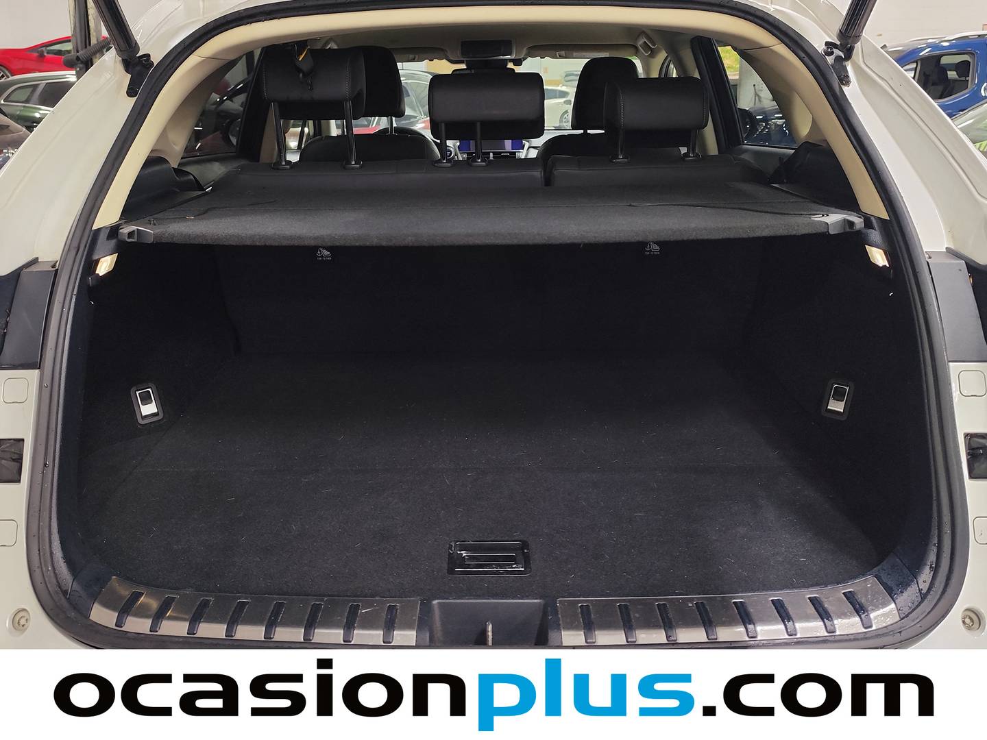 Fotos maletero Lexus NX Lexus NX 300h Premium 2WD (197 CV)