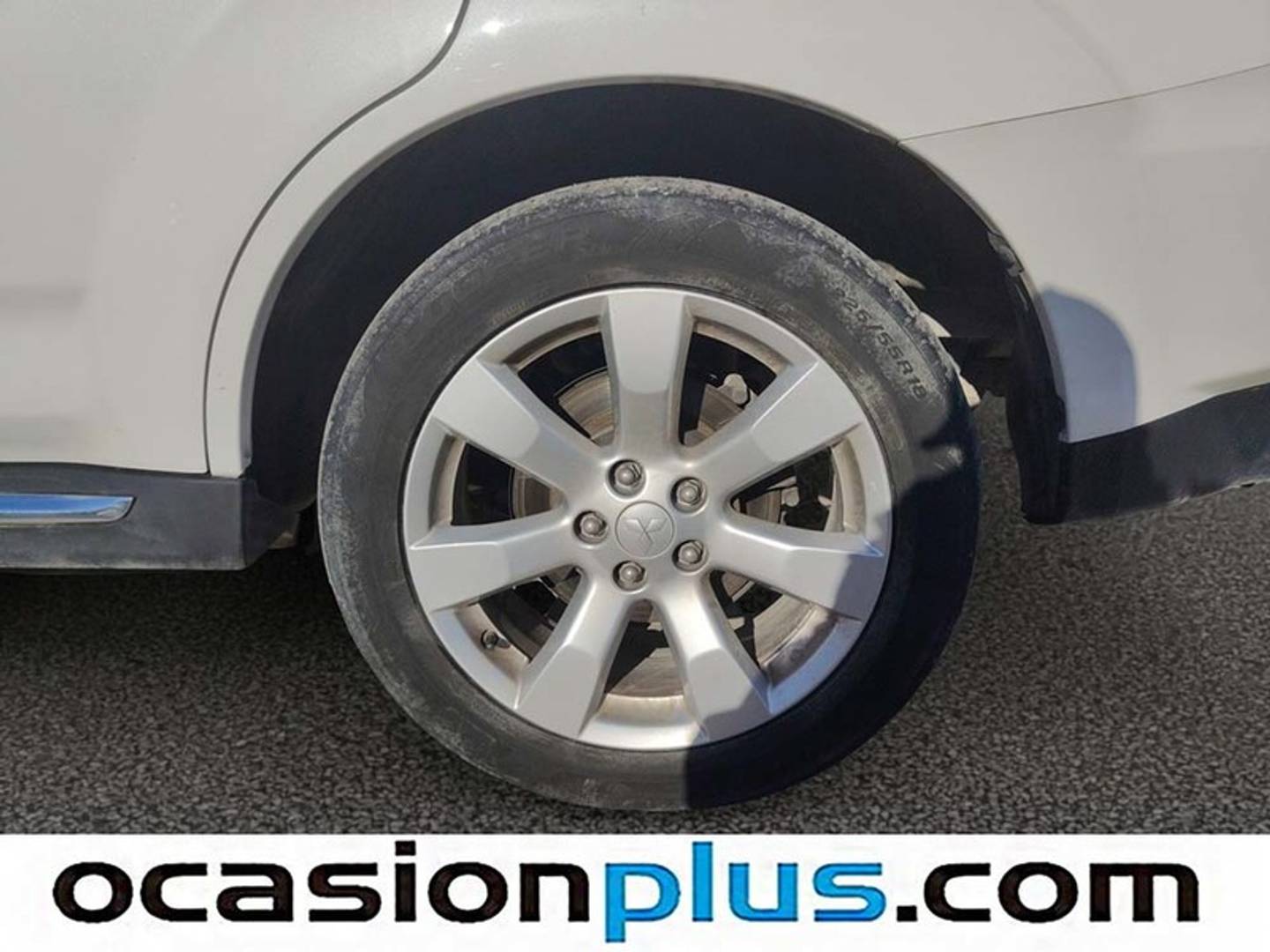 Foto Mitsubishi Outlander Mitsubishi Outlander 220 DI-D Motion 2WD (177 CV) 7 Plazas