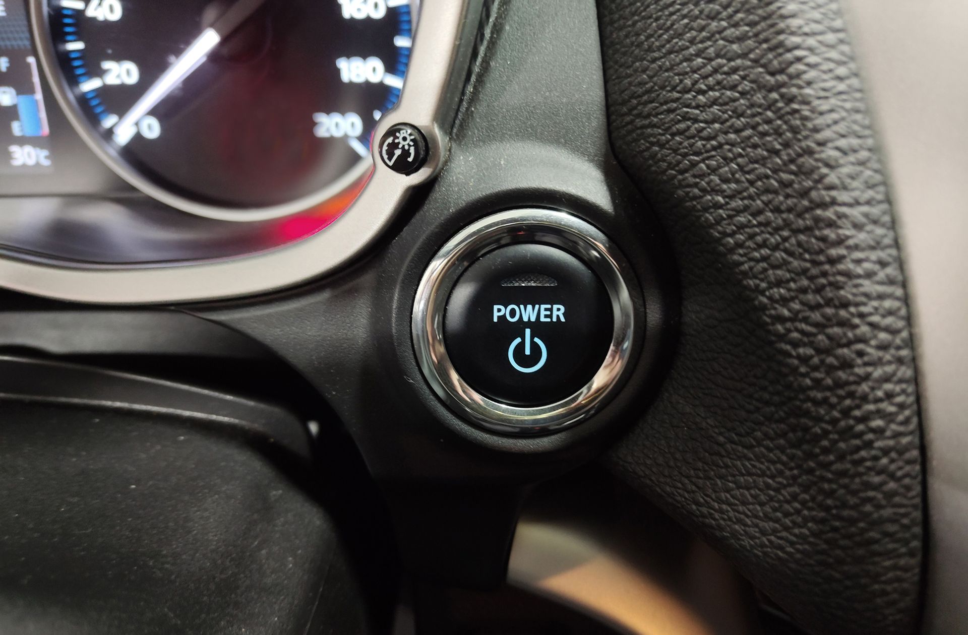 Mitsubishi Eclipse Cross 2.4 PHEV Kaiteki 4WD - foto 29