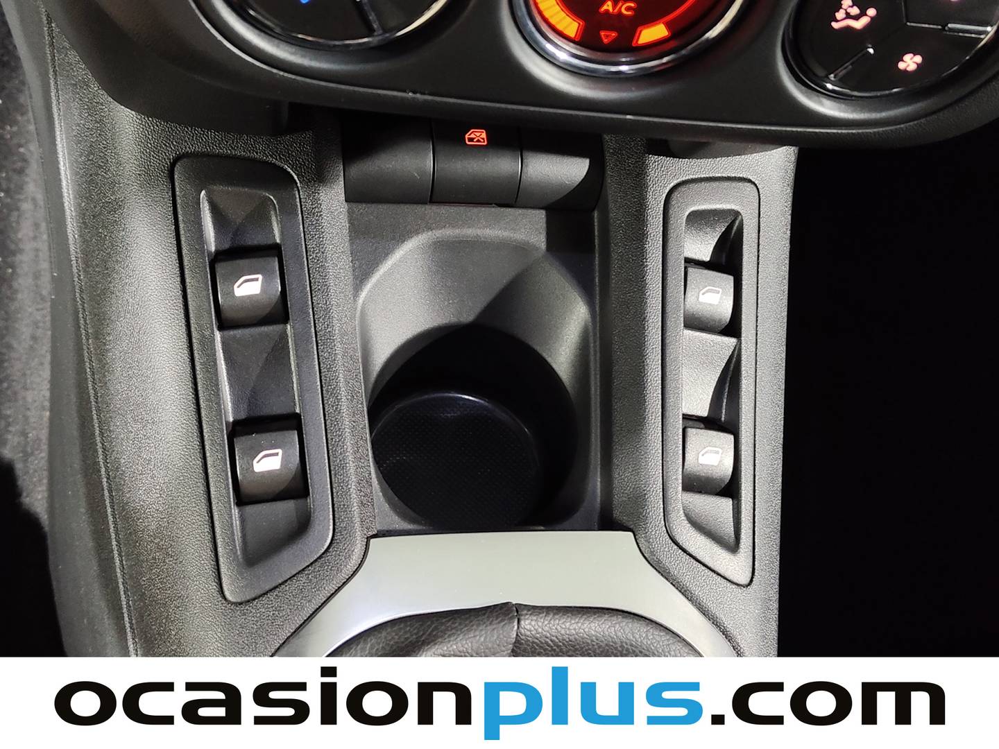 Foto Citroën C-Elysée Citroen C-Elysee BlueHDi 100 Shine (102 CV)