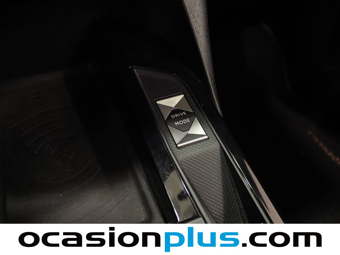 Foto DS DS 3 Crossback DS DS3 BlueHDi 130 Performance Line Auto (131 CV)