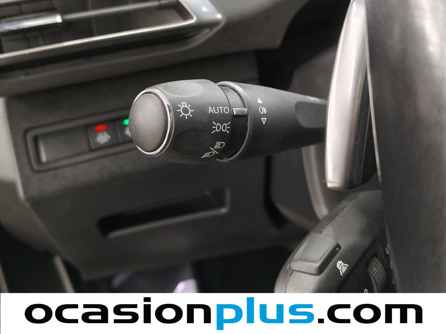 Foto Peugeot 3008 Peugeot 3008 PureTech 130 S&S GT EAT8 (130 CV)