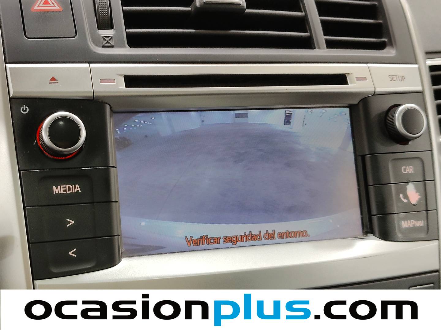 Equipamiento del Toyota Verso Toyota Verso 120D Advance (124 CV)