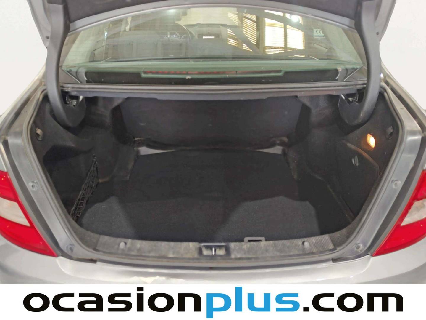 Fotos maletero Mercedes Clase C Mercedes-Benz Clase C 200 CDI Blue Efficiency (136 CV)