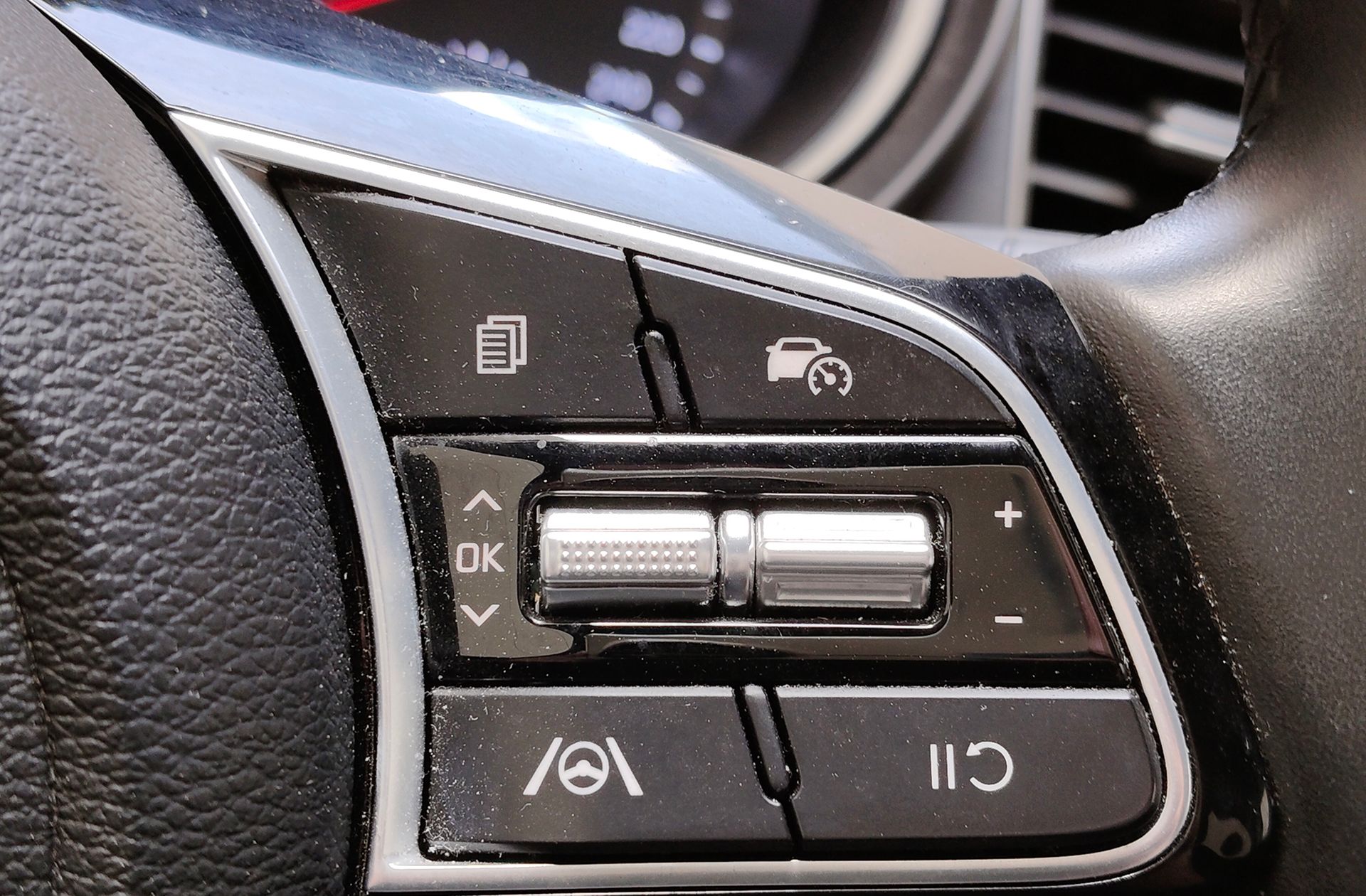 Kia XCeed 1.0 T-GDi Drive - foto 28