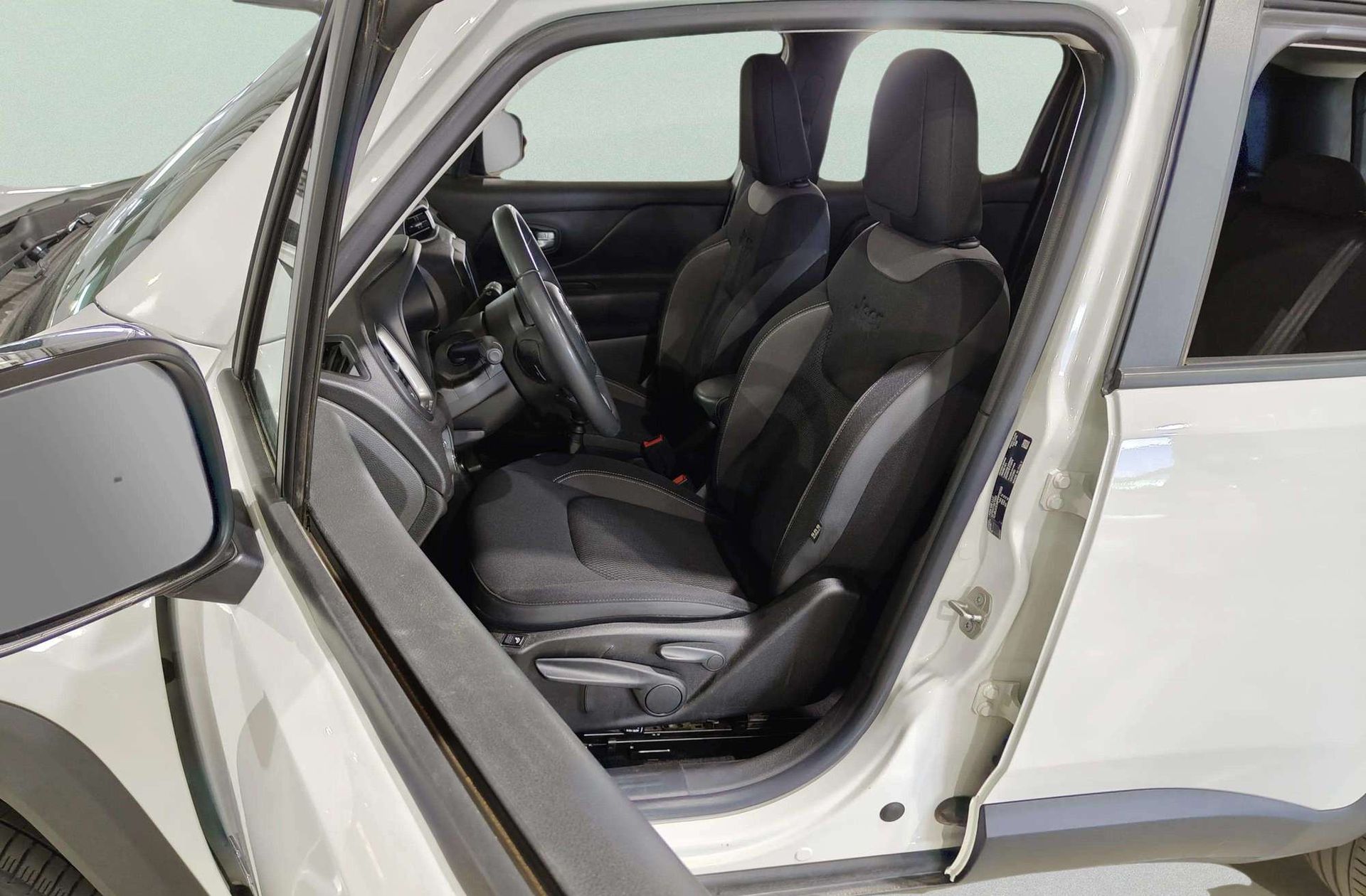 Jeep Renegade 1.0G Limited 4x2 - foto 9